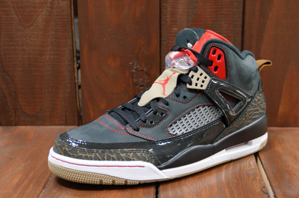 Jordan Spizike Black Challenge Red Release Date 009