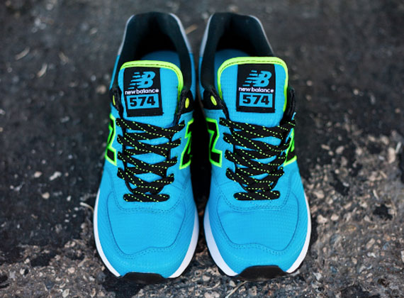 New Balance 574 "Windbreaker Pack" - Blue