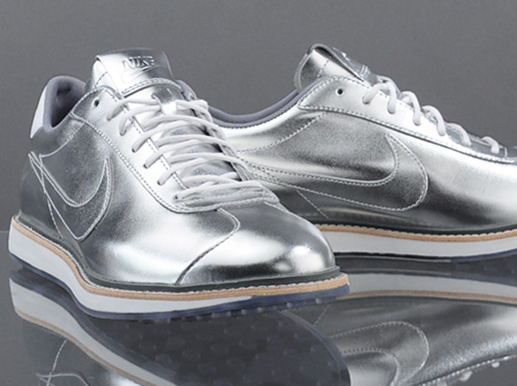 Nike 1972 QS – Superbowl Trophy Pack