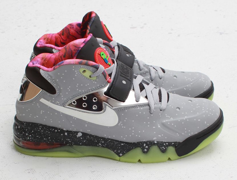 Nike Air Force Max 2013 Area 72 Arriving At Retailers 05