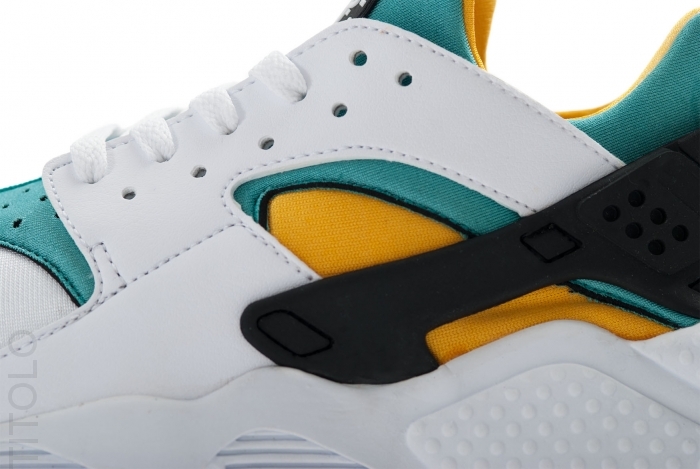 Nike Air Huarache White Sport Turquoise University Gold 03