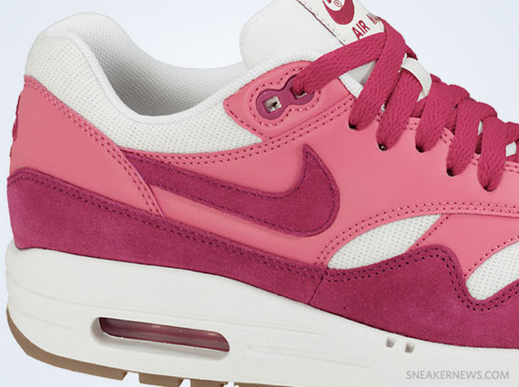 Nike Air Max 1 Fuschia Pink 03