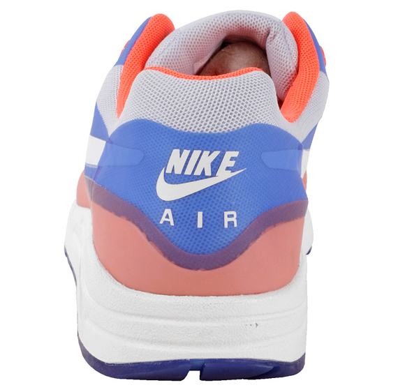 Nike Air Max 1 Hyperfuse Pure Platinum Sail Hyper Blue Total Crimson 2