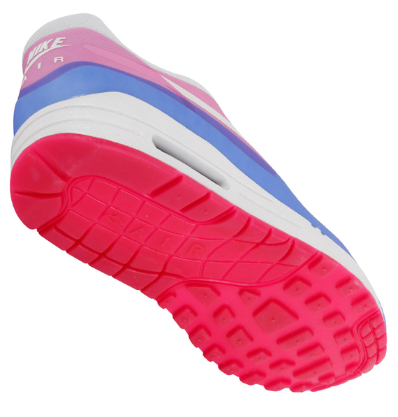 Nike Air Max 1 Hyperfuse Sail Pink Force Hyper Blue 4