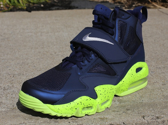 Nike Air Max Express Midnight Navy Volt 1