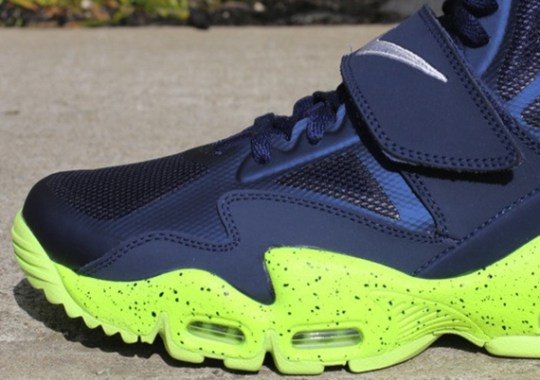 Nike Air Max Express – Midnight Navy – Volt