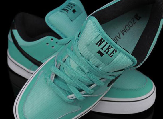 Nike Dunk Low LR "Crystal Mint"