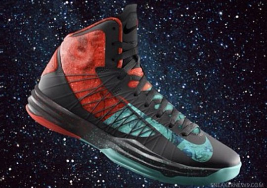 Nike Hyperdunk 2012 iD “Extraterrestrial” – East vs. West