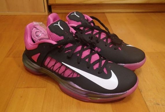 Nike Hyperdunk 2012 Low Kay Yow 01