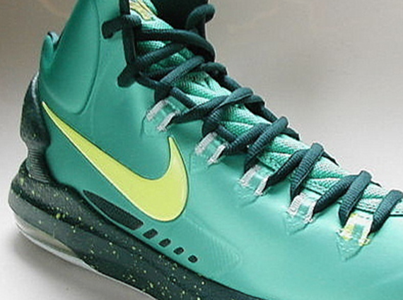 Nike KD V "Hulk" - Release Date