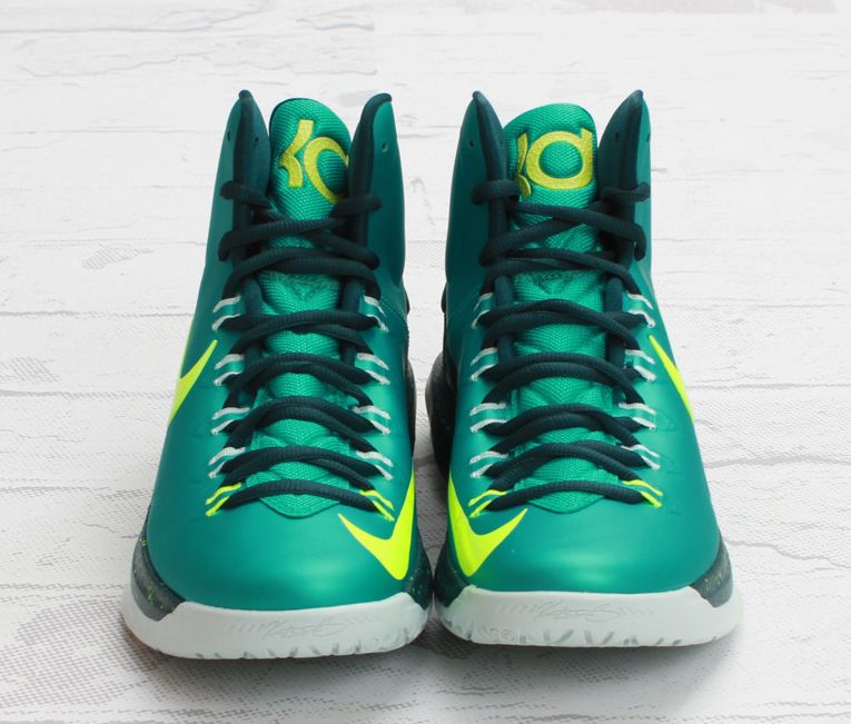 Nike Kd V Hulk Arriving In Stores 02