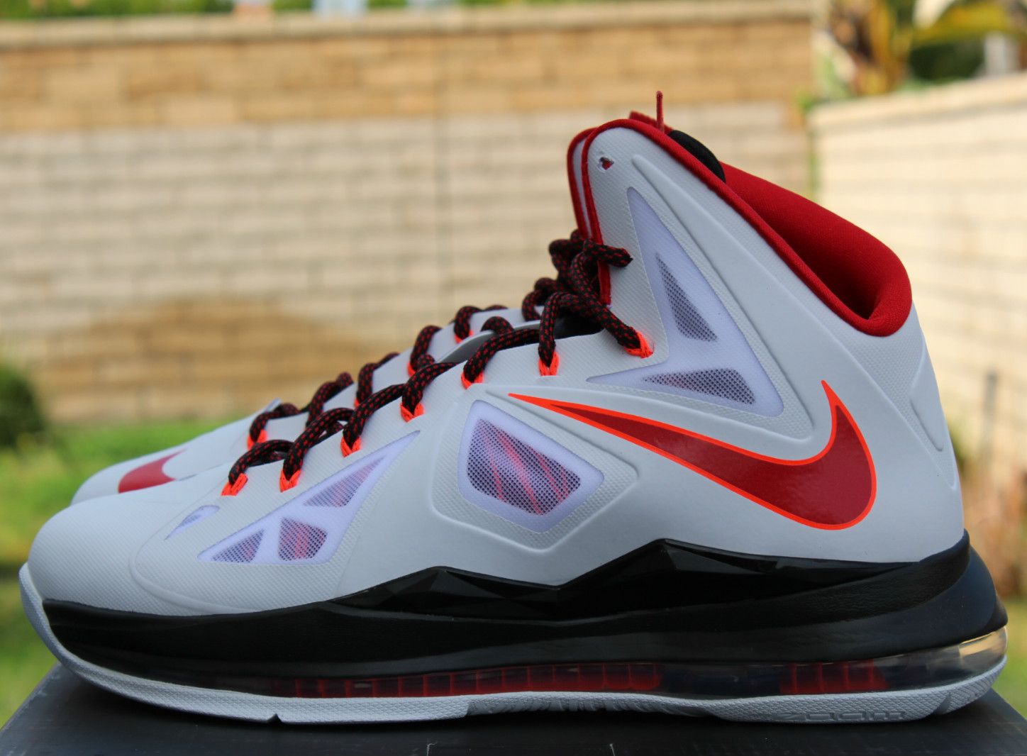 Nike LeBron X "Home" - Release Reminder