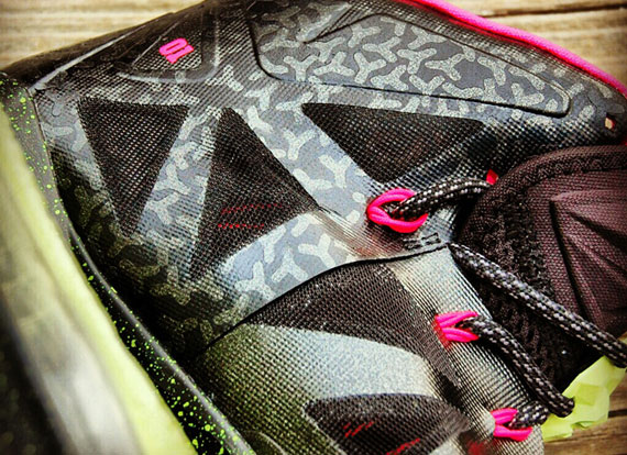 Nike Lebron X Homme Project Yeezy Blink Customs By Gourmet Kickz