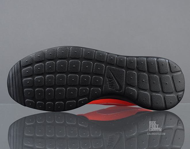Nike Roshe Run Black Total Crimson 08