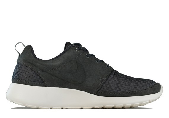 Nike Roshe Run Woven Night Stadium Sail Medium Grey 1