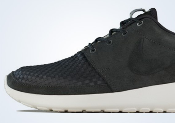 Nike Roshe Run Woven Night Stadium Sail Medium Grey