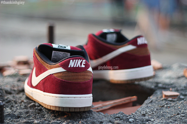 Nike Sb Dunk Low Burgundy Brown White 11