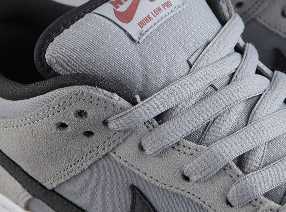 Nike SB Dunk Low – Wolf Grey – Anthracite – Light Redwood