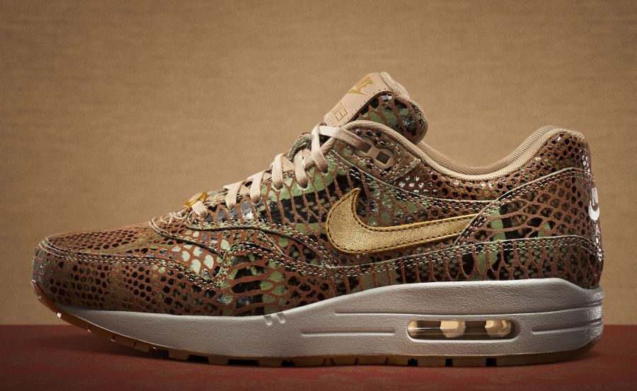 Nike Sportswear Wmns Year Of The Snake Pack 02