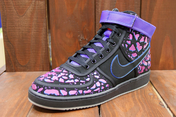 Nike Vandal High Qs Area 72 00