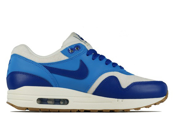 Nike Wmns Air Max 1 Blue White Gum 1