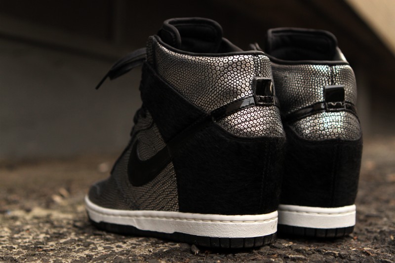 Nike Wmns Dunk Sky High New York 3