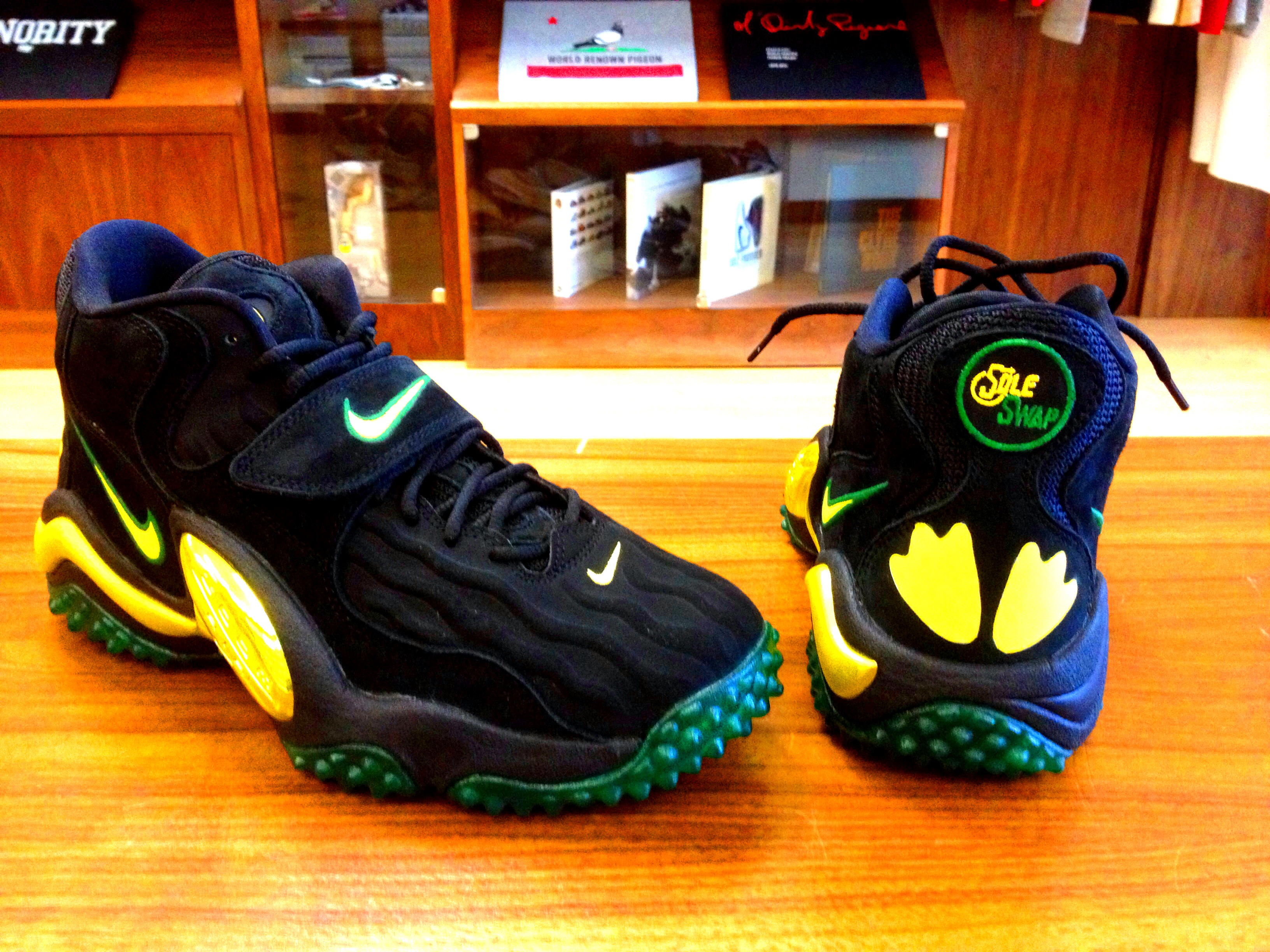 Nike Zoom Turf Jet 97 Oregon Ducks Customs 01