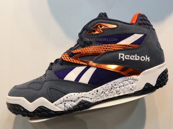 Reebok Scrimmage Mid Navy Gold