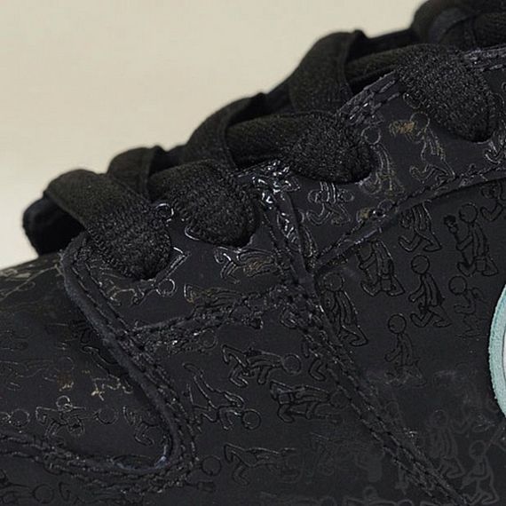 Spot X Nike Sb Dunk Low Teaser 2 1