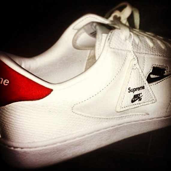 Supreme X Nike Sb Tennis Classic 4