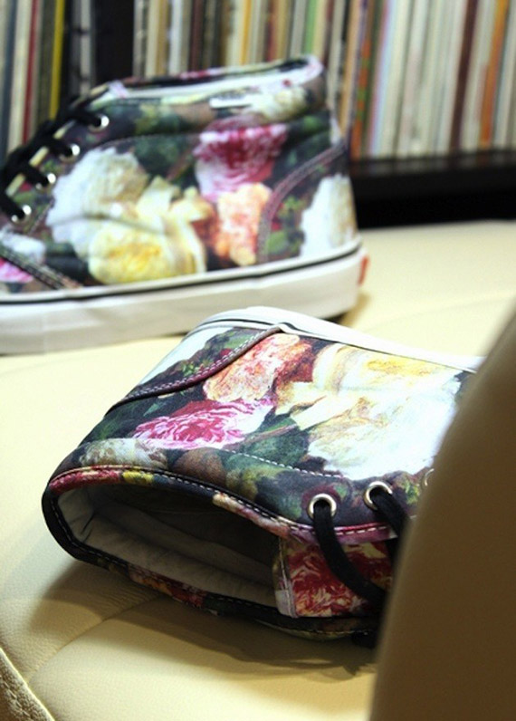 Supreme X Vans Chukka Boot Floral Preview 02