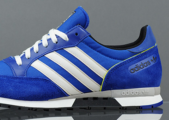 adidas Originals Phantom "True Blue"