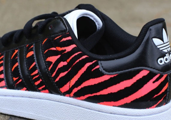 adidas Originals Superstar 2 "Red Zest Zebra"