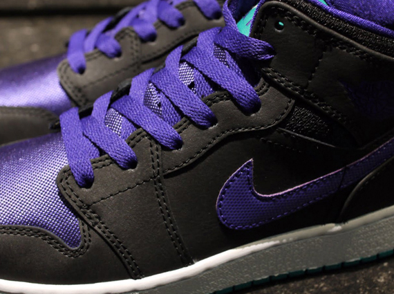 Air Jordan 1 Gs Grape 2