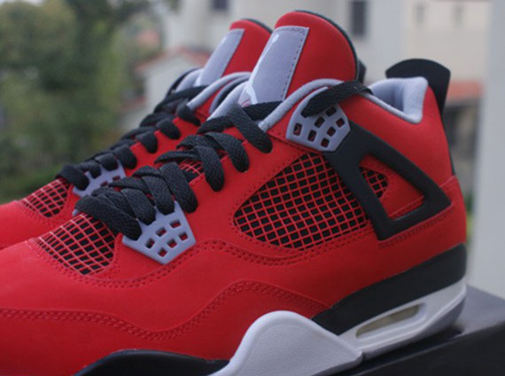 Air Jordan 4 Retro "Fire Red Nubuck"