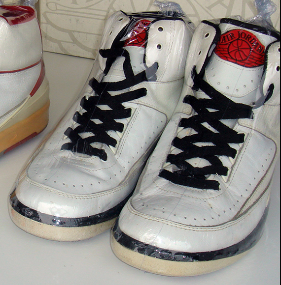 Air Jordan Ii Vntg White Black Red