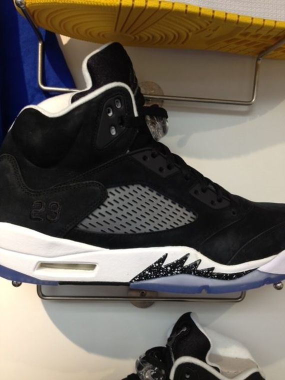 Air Jordan V Black White Holiday 2013