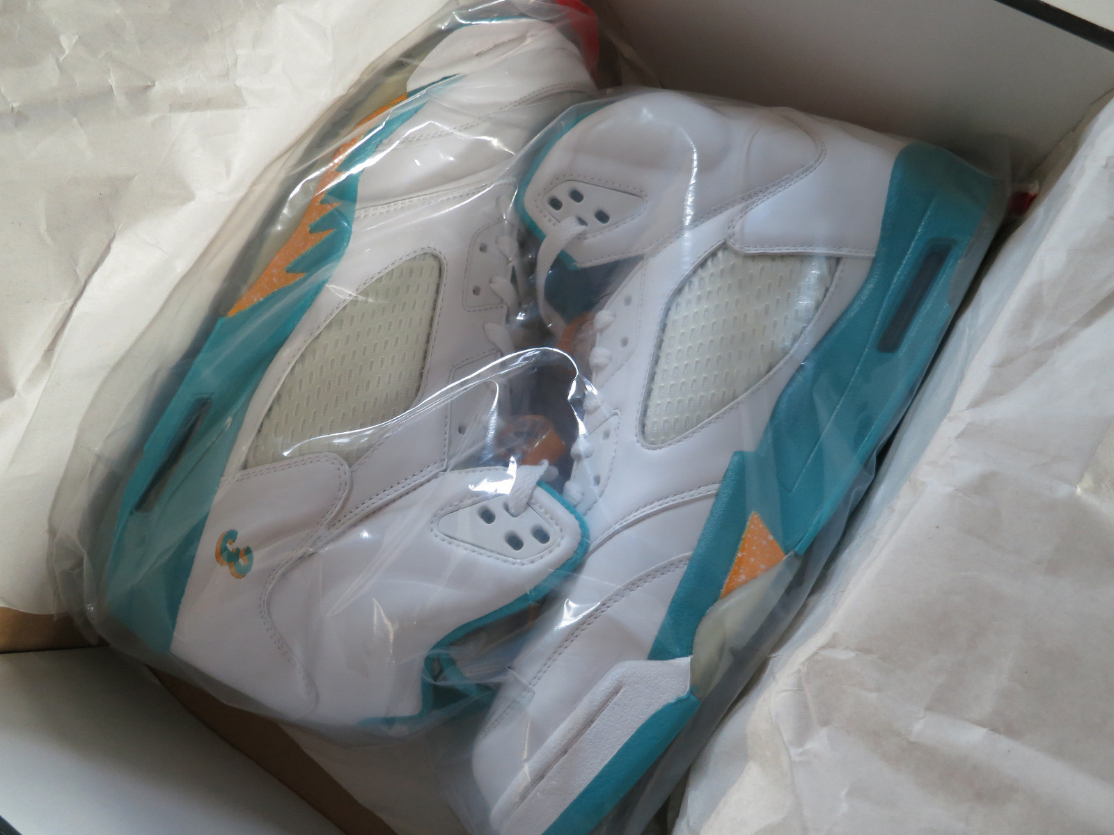 Air Jordan V Chris Paul Hornets Pe 02