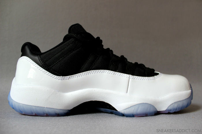 Air Jordan Xi Retro Low White Black Red 3