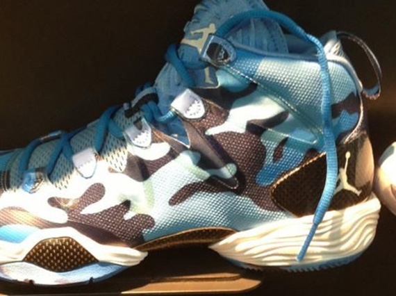 Air Jordan Xx8 Lite University Blue Camo 1