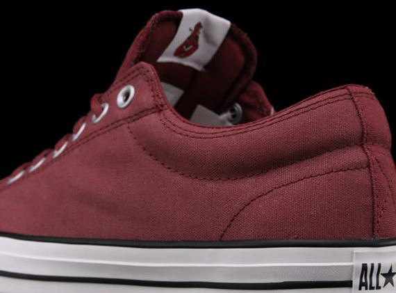 Converse CTS Ox "Cranberry"