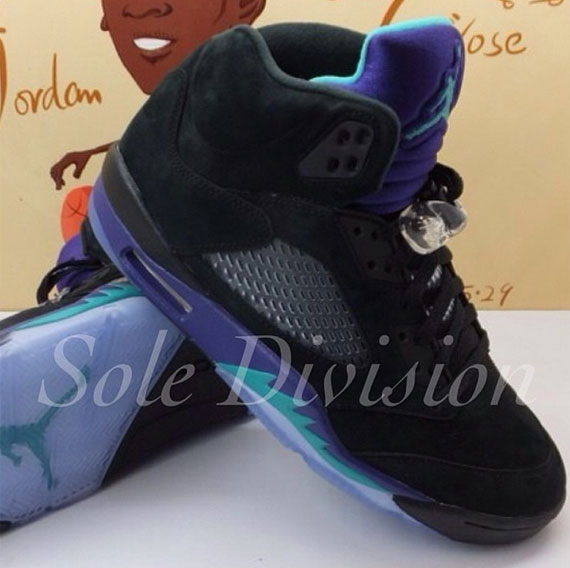 Jordan V Black Grapes