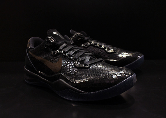 Kobe 8 Yots Black Reminder 1