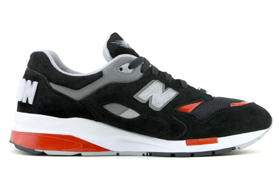 New Balance 1600 Pigeon 6