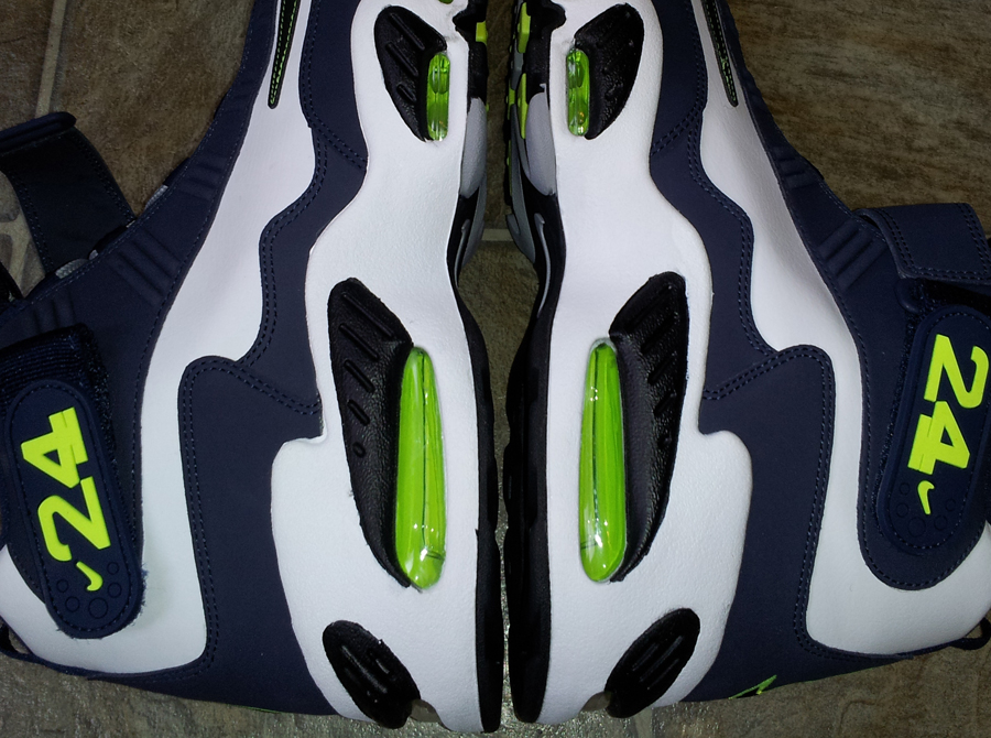 Nike Air Griffey Max 1 - Navy - Volt - White