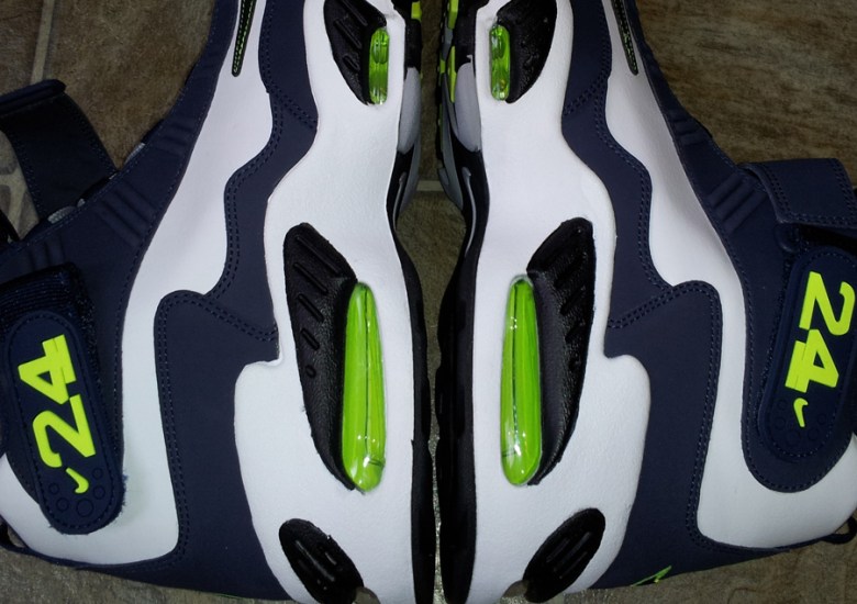 Nike Air Griffey Max 1 – Navy – Volt – White