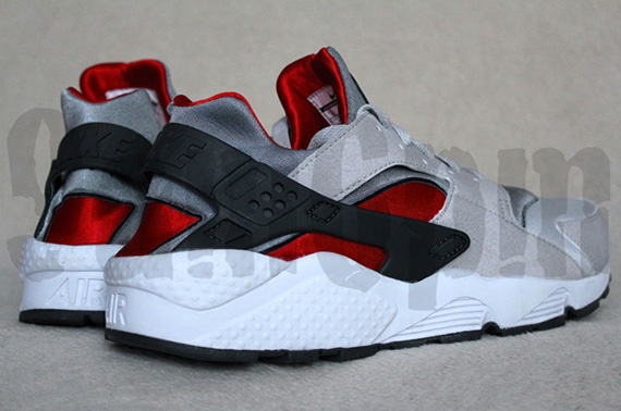 Nike Air Huarache Le Neutral Grey University Red White 004