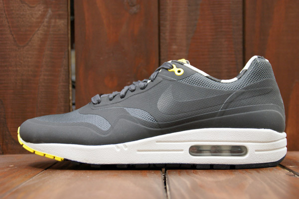 Nike Air Max 1 Fuse Hometurf Paris 001