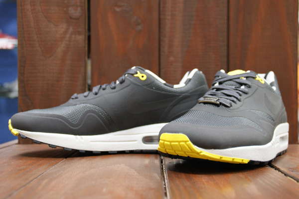 Nike Air Max 1 Fuse Hometurf Paris 002