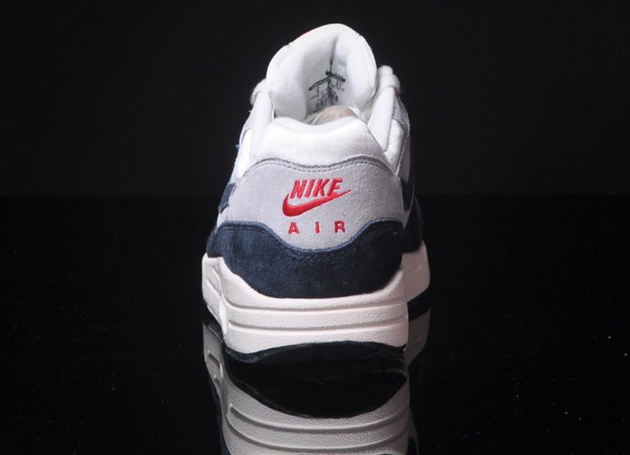 Nike Air Max 1 Og Sail Dark Obsidian Neutral Grey 8